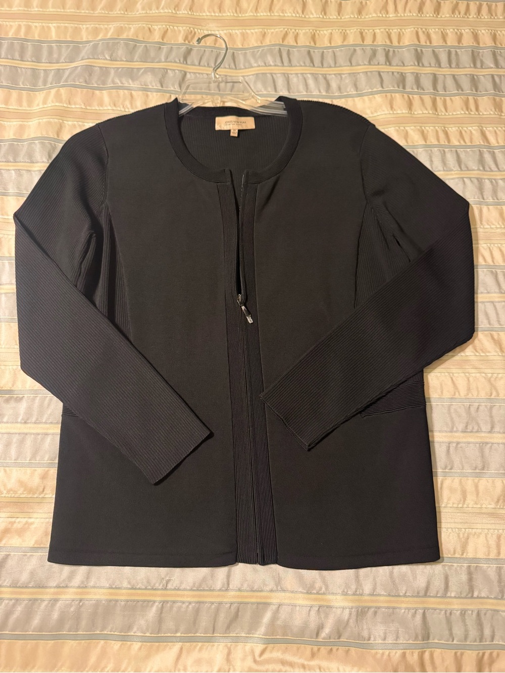 NWOT - Jones New York Black Zip-Front Cardigan